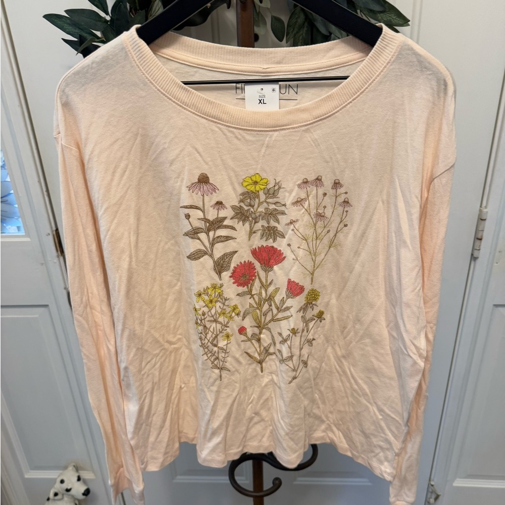 NWT Fifth Sun Lightweight Wildflowers Graphic Tee T Shirt LS XL